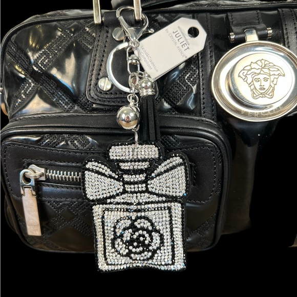 NWT Black Puffy Rhinestone Camilla Bottle Bag Charm Key Chain (A428) - Picture 4 of 4
